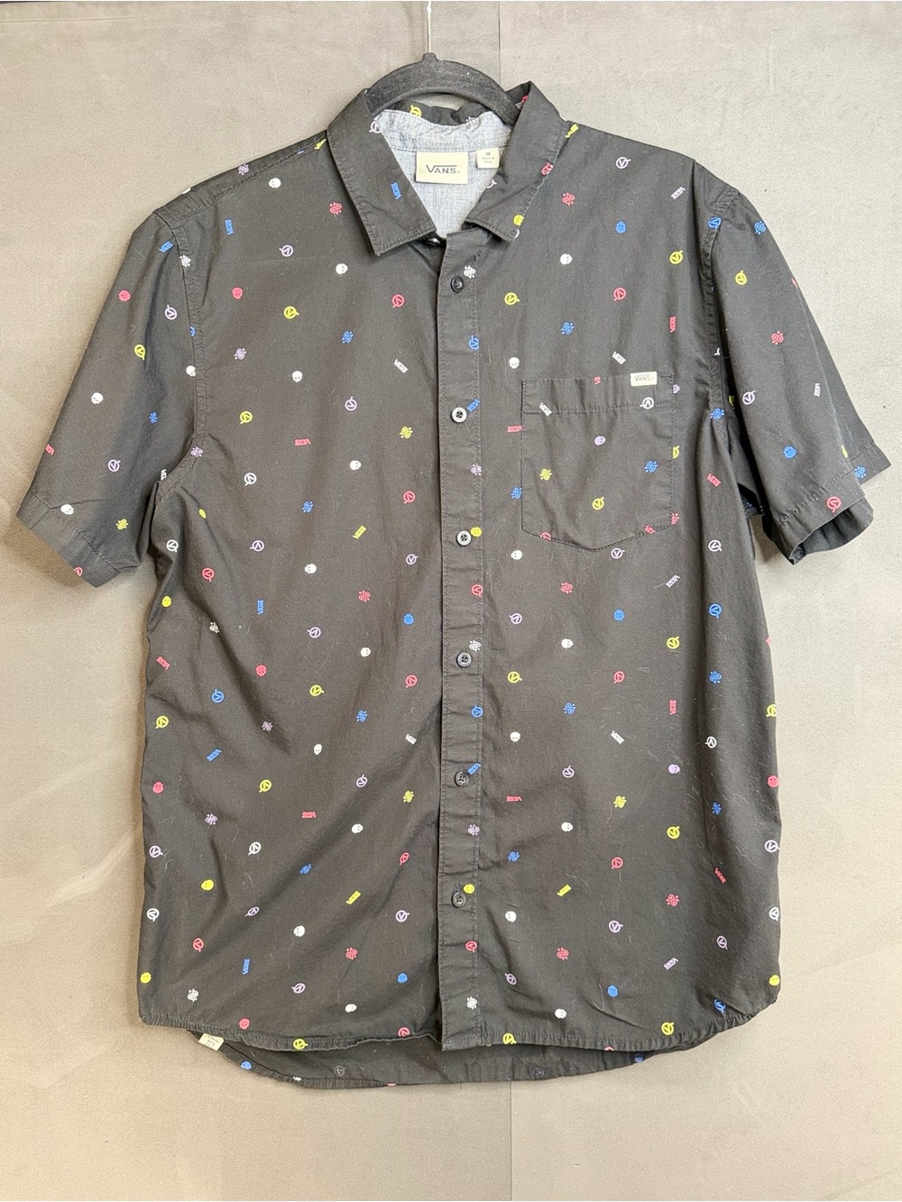 Vans Shirt Mens Medium Black Graphic Print Short Sleev Button Up Pocket Casual